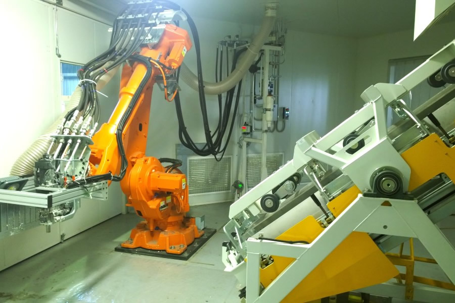 Robot with Vision System for Automatic Foam Injection – Apex Automation ...